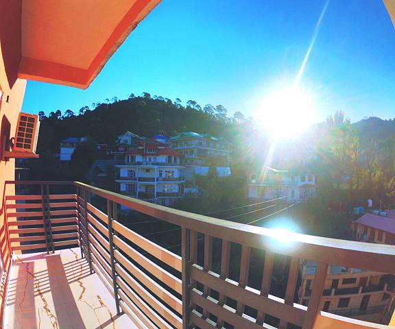 Hotel Viva La Vida Himachal Pradesh Dalhousie balcony/terrace