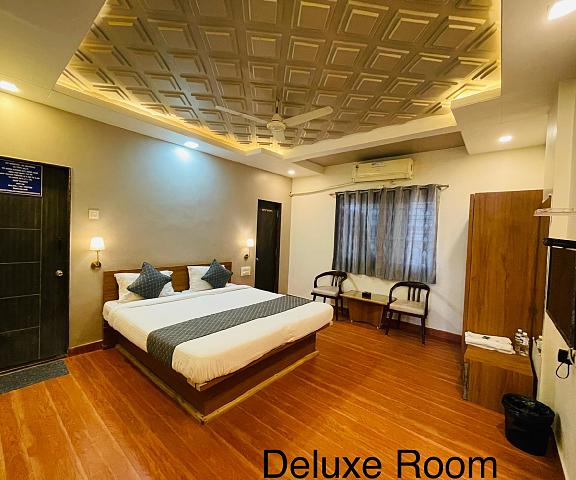 Hotel SP Majestic  Maharashtra Pandharpur bed