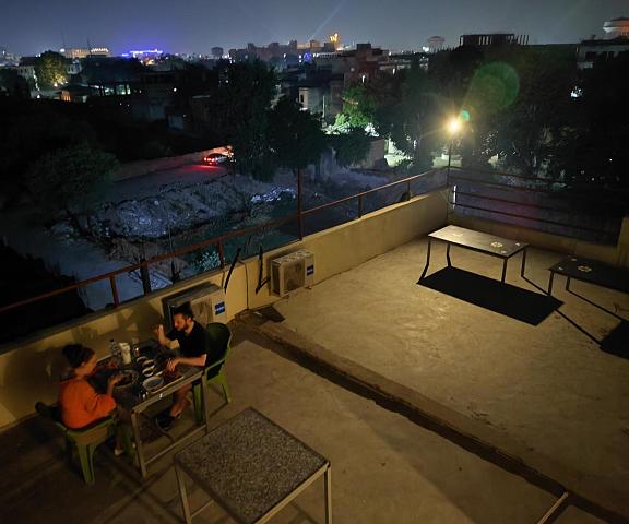 Sunrise Homestay Uttar Pradesh Agra balcony/terrace