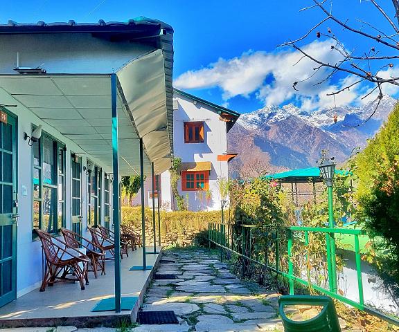 Himalayan High, Auli, by Himalayan Eco Lodges Uttaranchal Tehri Hotel View