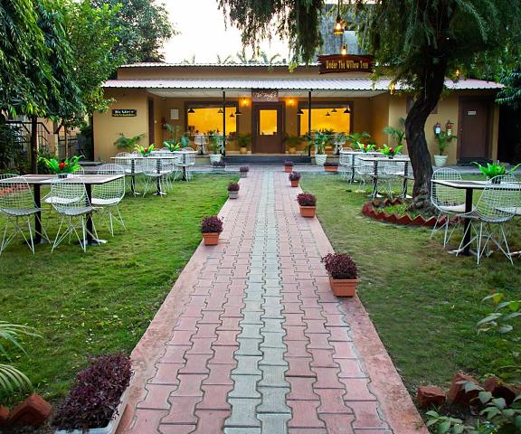 Clarks Inn Dudhwa Rajasthan Pali garden