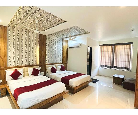 Hotel Hill City  Gujarat Gandhinagar 