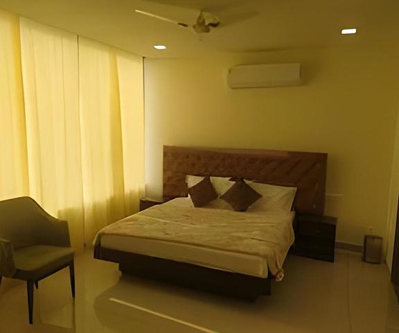 HOTEL PARADISE Patiala Punjab Patiala Deluxe Room with Air Conditioning