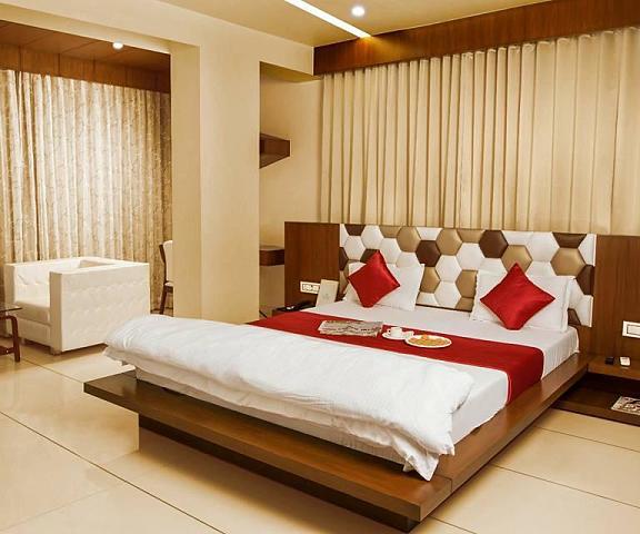 Hotel Fun City (Pure Veg) Gujarat Surat Royal Room