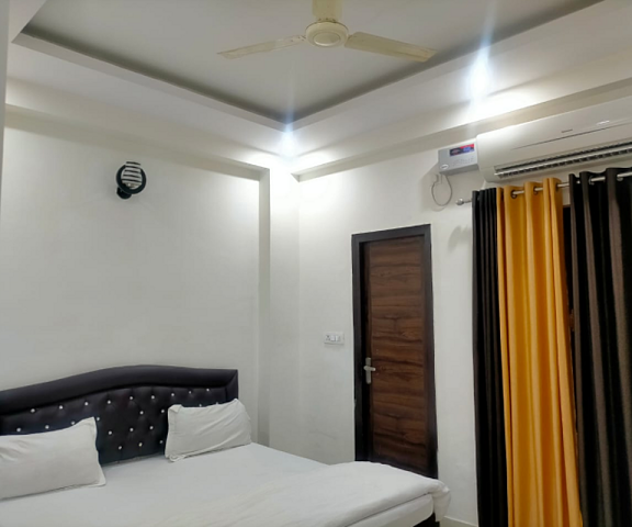 Krishna Cottage, Vrindavan Uttar Pradesh Vrindavan Deluxe Room
