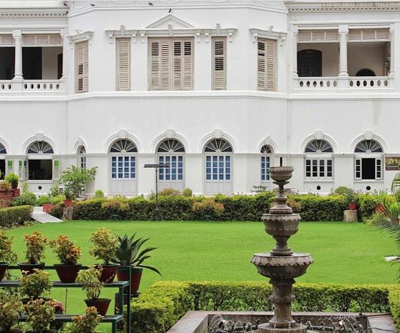 Hotel Surya Kaiser Palace Uttar Pradesh Varanasi exterior view