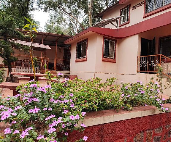 Spacious 3 Bedroom Villa Near Mapro Garden Maharashtra Mahabaleshwar lobby