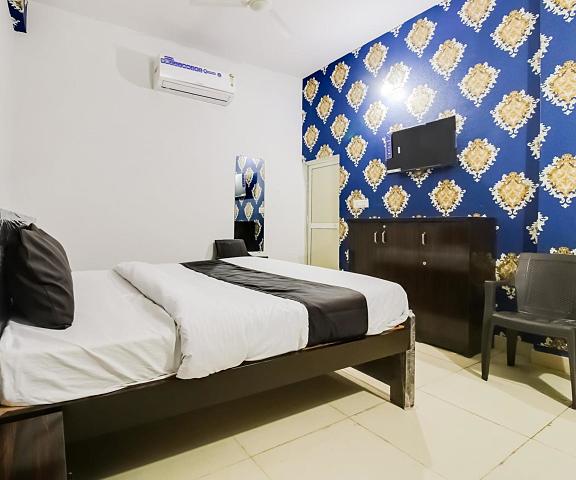 OYO Hotel DK palace Madhya Pradesh Bhopal Classic Triple Room