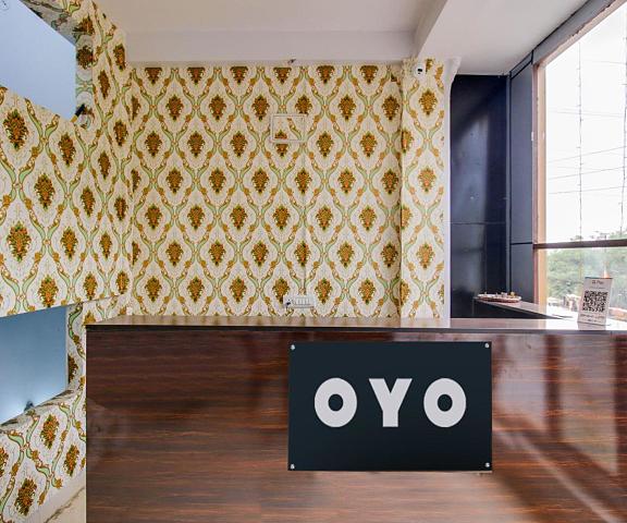 OYO Hotel DK palace Madhya Pradesh Bhopal lobby