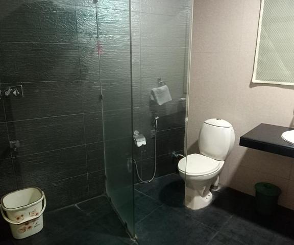 VITS Select Grand Inn Ratnagiri Maharashtra Ratnagiri bathroom