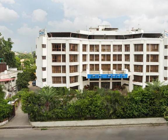 Hotel Pacific Uttaranchal Dehradun Hotel Exterior
