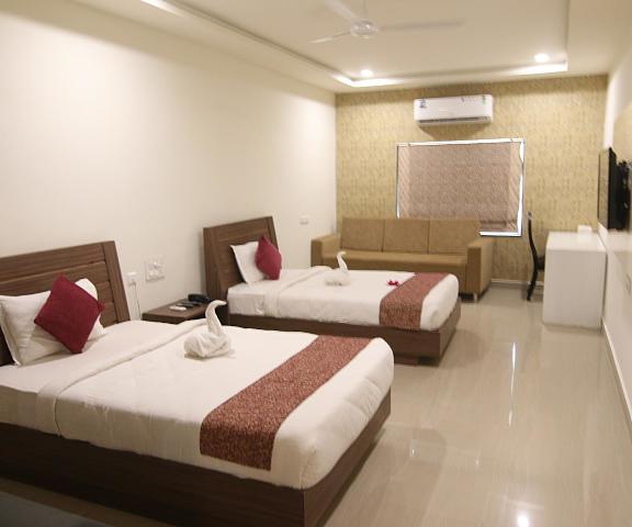 REST INN HOTEL Telangana Khammam Deluxe Executive Room