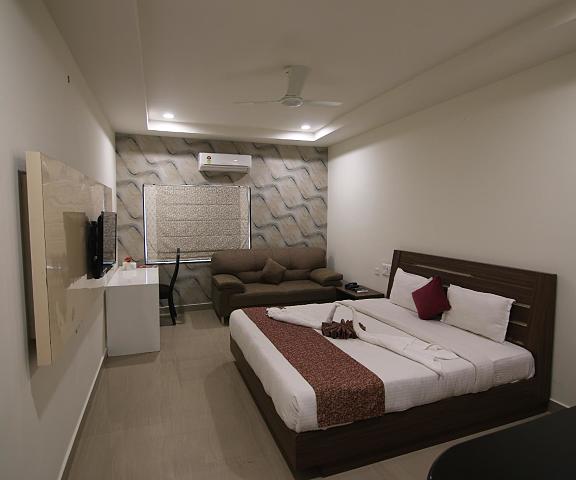 REST INN HOTEL Telangana Khammam Room Assigned on Arrival