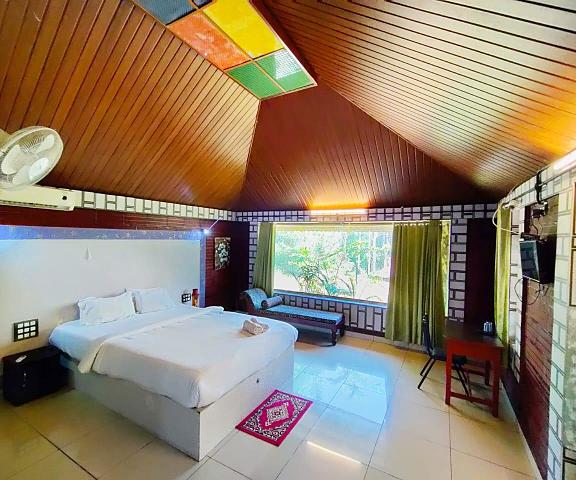 Misty Night Jungleside Resort Kerala Wayanad Deluxe Villa
