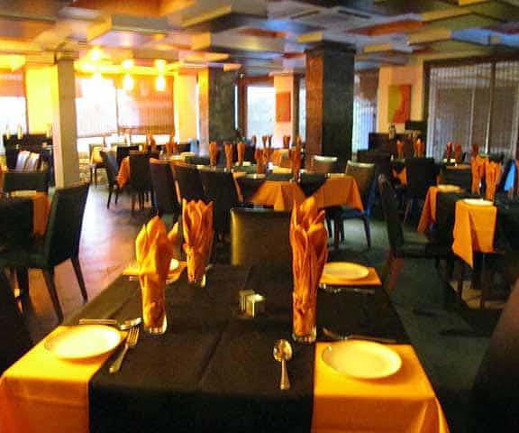 Seventeen Degrees Hotel Jharkhand Dhanbad Family Dining
