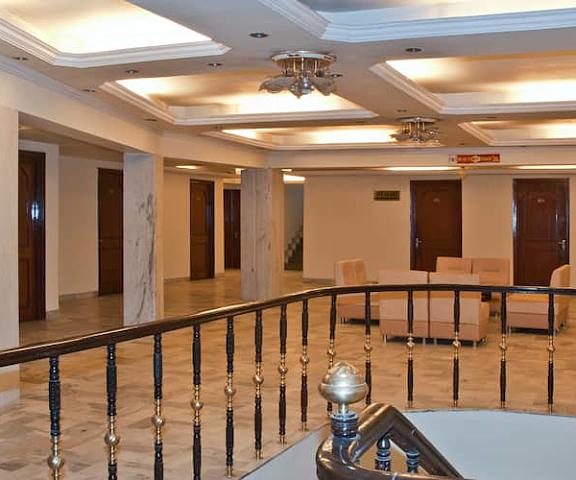 Hotel Yuvraj Palace Jharkhand Ranchi Corridors