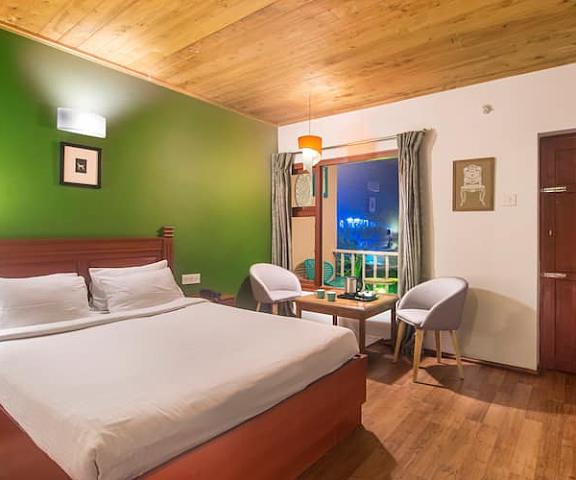 Hotel Villa Retreat Tamil Nadu Kodaikanal Deluxe Room with Balcony City View