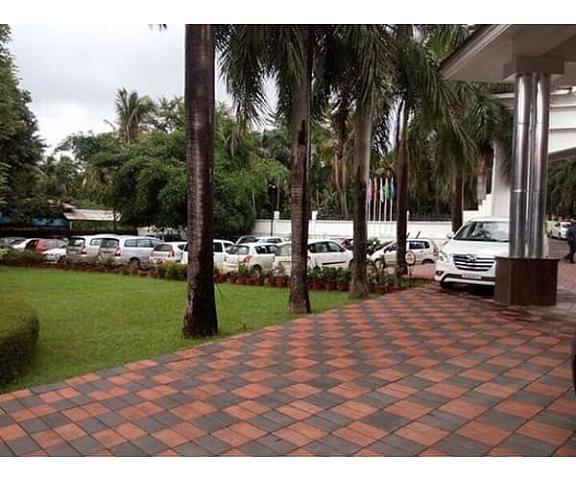 Tripenta Hotel Kerala Palakkad Parking