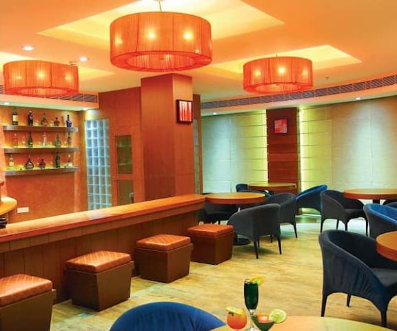 HOTEL WYTE PORTICO Kerala Adoor Bar