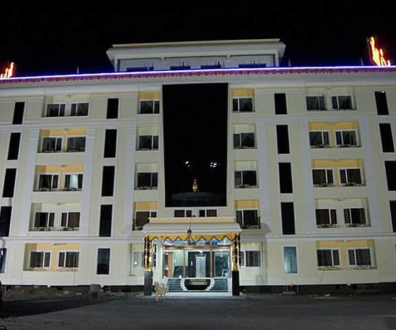 Hotel MGM Grand Andhra Pradesh Srikalahasti front view copy