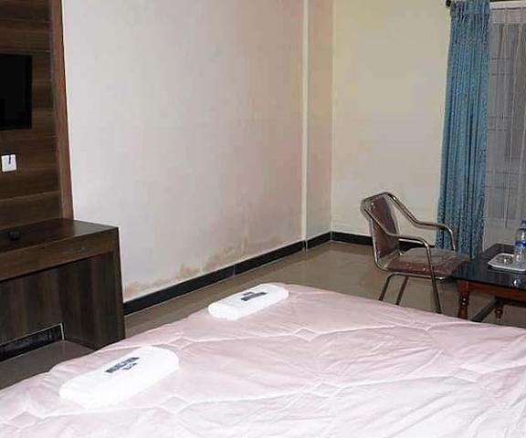 Hotel Mayura International Karnataka Hassan premium room