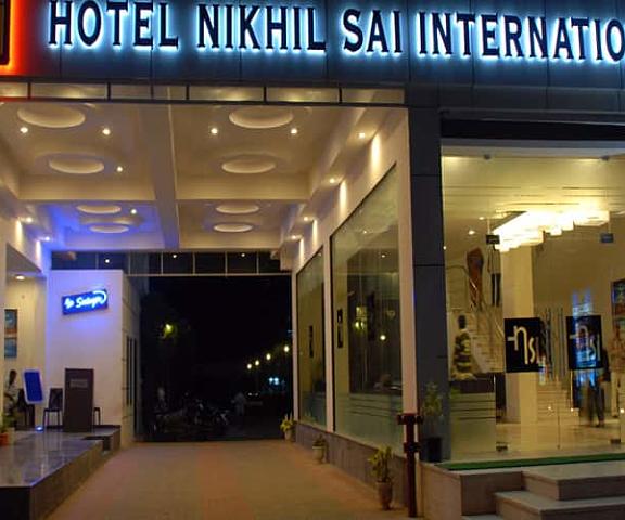 Hotel Nikhil Sai International Telangana Nizamabad Porch