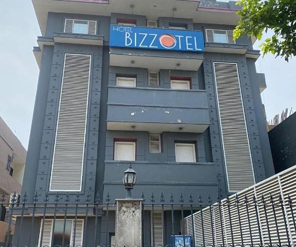 Hotel Bizzotel Haryana Gurgaon Hotel Exterior