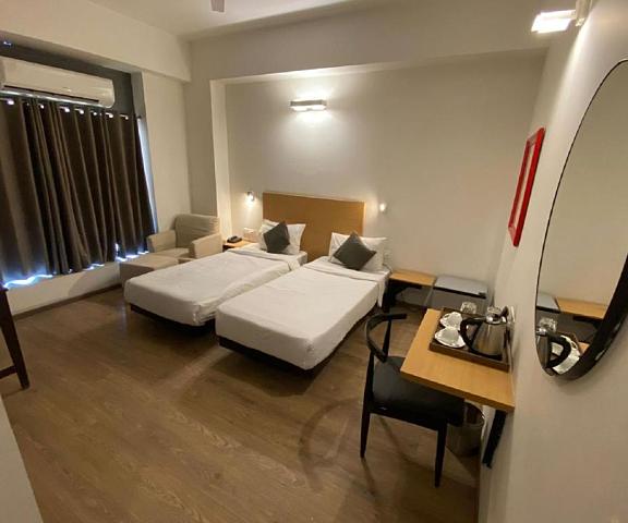 Hotel Bizzotel Haryana Gurgaon Deluxe Room