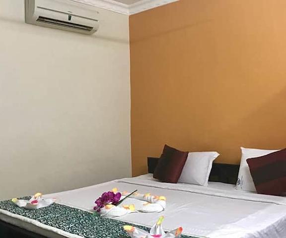 Laxmi Venkateswara Hotel Telangana Bhadrachalam Super Deluxe Room