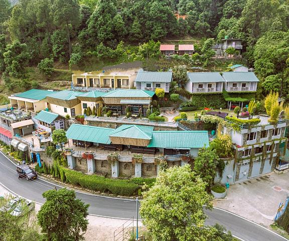 Heritage Resort Uttaranchal Kausani Hotel View