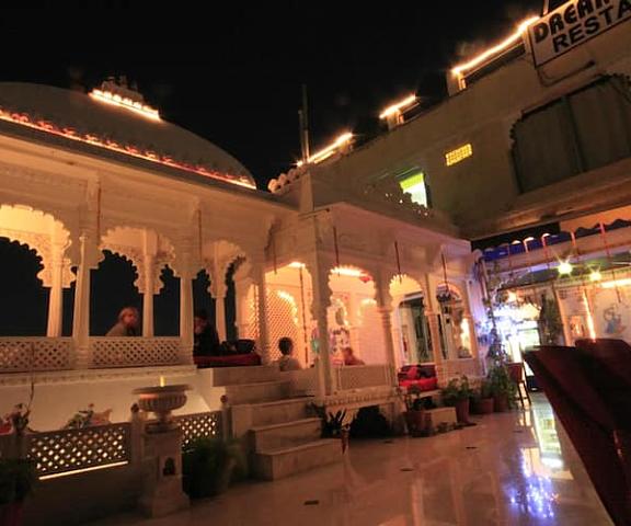 Dhola Ghat Haveli Rajasthan Udaipur Interior Entrance