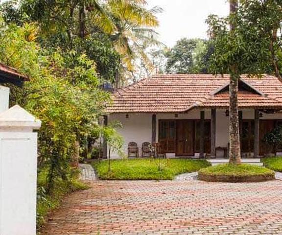 Green Court Cottage Kerala Thekkady Entrance