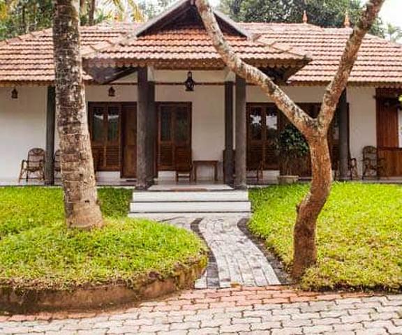 Green Court Cottage Kerala Thekkady Interior Entrance