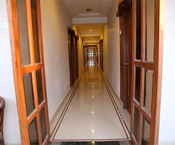 Hotel Udhayam International Tamil Nadu Tiruchendur Corridors