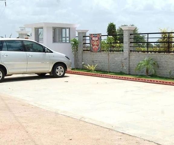 Vinay Residency Karnataka Sindhanur Parking