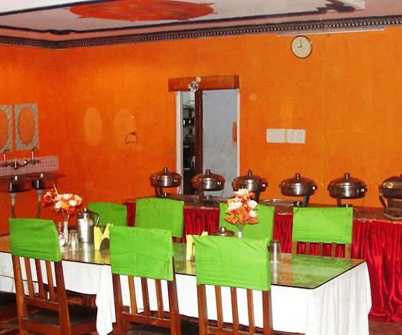 Hotel Meanamla Sikkim Ravangla Dining Area
