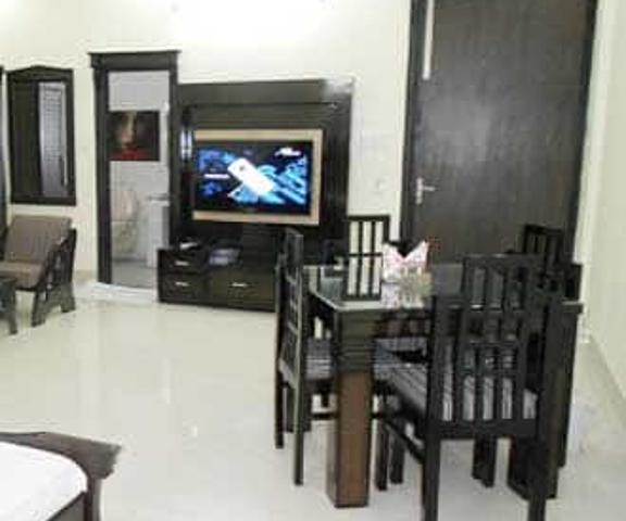 Hotel Fidalgo Haryana Karnal Living Room