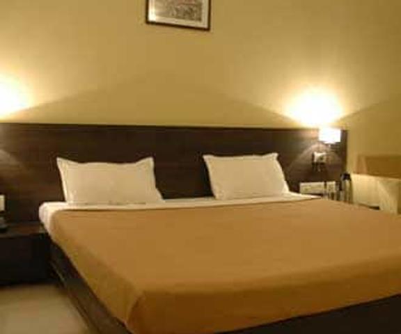 The Lotus Hotel Gujarat Junagadh Deluxe Room Double