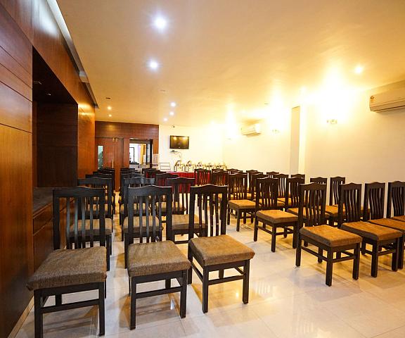 Hotel Aarya Inn Chhattisgarh Raipur Food & Dining