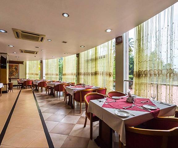 Regant Lake Palace Hotel Kerala Kollam Food & Dining