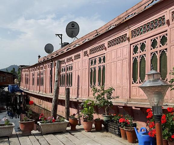 Golden Flower Heritage Houseboat Jammu and Kashmir Srinagar Hotel Exterior