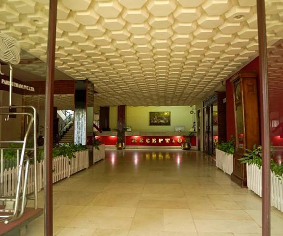 Hotel Parisutham Tamil Nadu Tanjore Public Areas