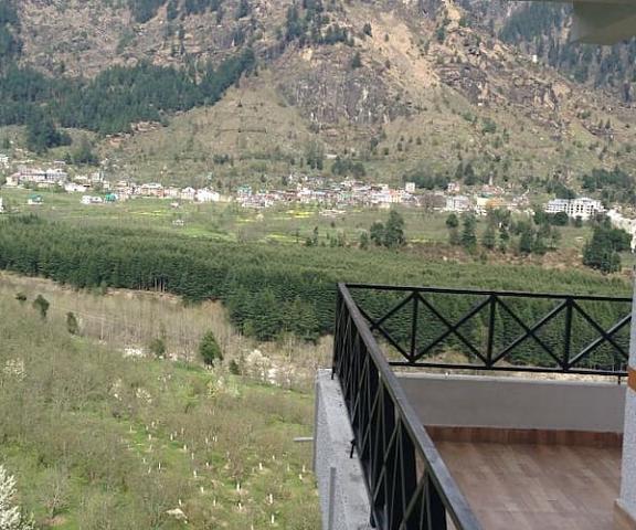 Hotel Ridge View Himachal Pradesh Manali balcony view