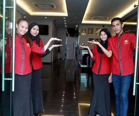 J Suites Hotel Terengganu Kuala Terengganu Interior Entrance