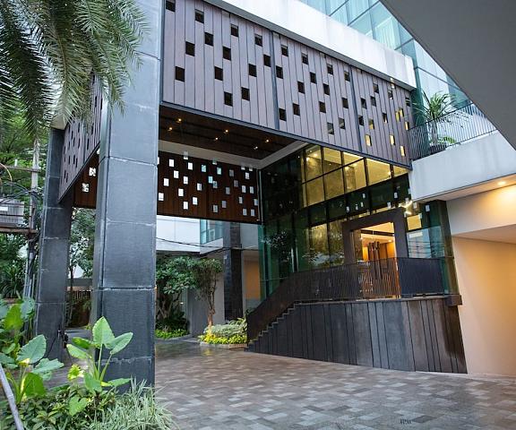 Avissa Suites West Java Jakarta Facade