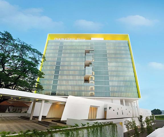 DoubleTree by Hilton Jakarta - Diponegoro West Java Jakarta Exterior Detail