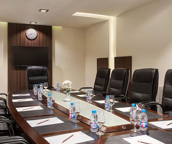Howard Johnson by Wyndham Dammam Eastern Province Dammam Meeting Room