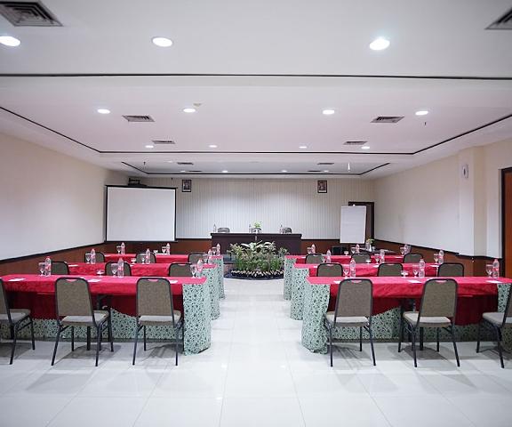 Parkside Mandarin Hotel Pekalongan Central Java Pekalongan Meeting Room
