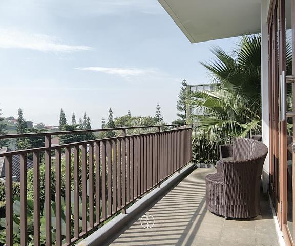 Elok Villa 4 Bedrooms with a Private Pool West Java Cimenyan View from Property