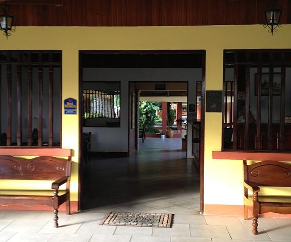 Las Espuelas Hotel Guanacaste Liberia Entrance